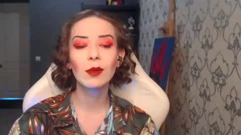 Fascinating   Eyes online show from August 11, 9:44 am