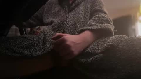 Julian online show from August 1, 2:28 am