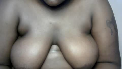 fatasspussy67 online show from August 7, 11:49 pm