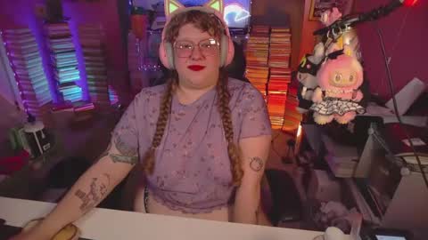 FatVeronica online show from July 2, 10:00 pm