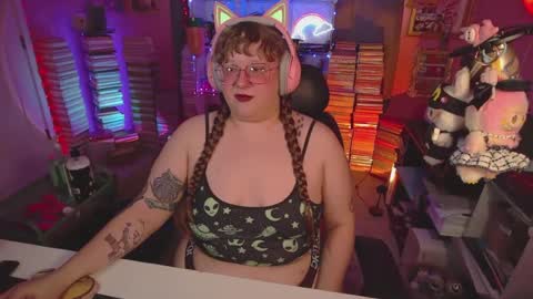 FatVeronica online show from July 6, 6:33 pm