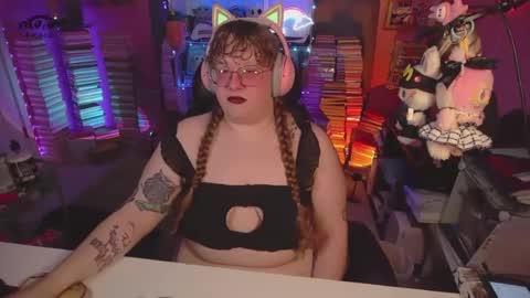 FatVeronica online show from August 9, 7:04 pm