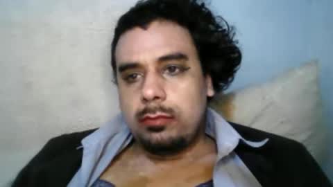 Faux Feitico online show from April 26, 2:29 am