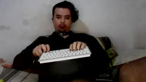 Faux Feitico VSW online show from April 6, 4:11 pm