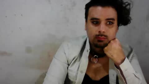 Faux Feitico VSW online show from April 12, 4:53 pm