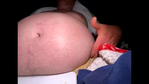 feedmyhugebelly online show from May 19, 7:09 am