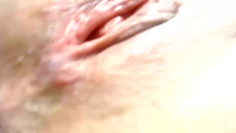 feelingbrandnew84 online show from August 15, 12:42 pm