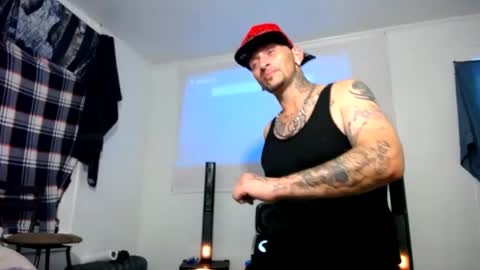 feelingbrandnew84 online show from August 16, 3:43 am