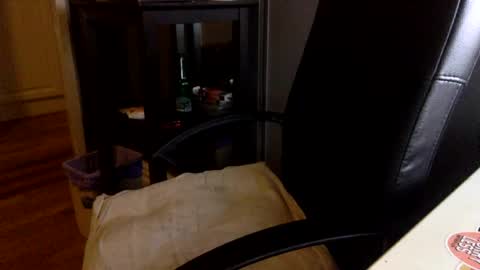 feetlover123456436457 online show from July 18, 3:02 pm