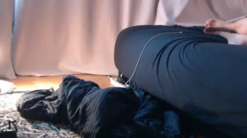 feetrmistress online show from August 5, 5:38 am
