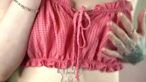 feisty_raven online show from August 7, 7:14 pm