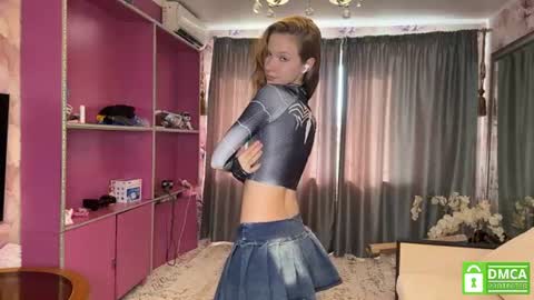 Aphrodite online show from August 11, 2:30 pm