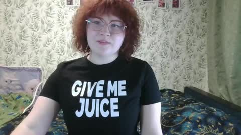 felicity_play online show from May 4, 6:07 am