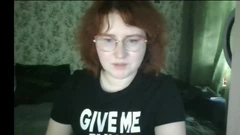 felicity_play online show from May 7, 11:55 am