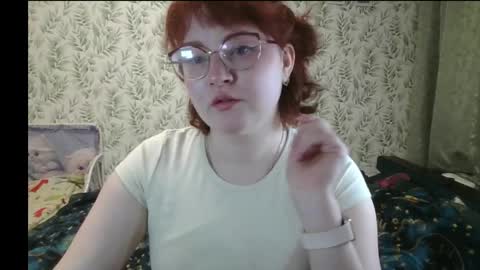 felicity_play online show from May 8, 6:26 am