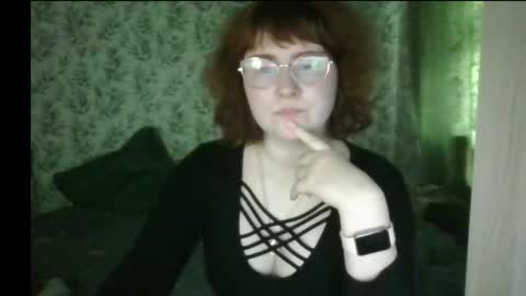 felicity_play online show from May 13, 10:48 am