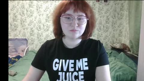felicity_play online show from May 14, 8:57 am