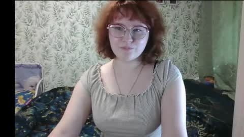 felicity_play online show from May 19, 7:53 am