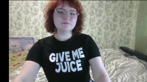 felicity_play online show from May 22, 8:27 am