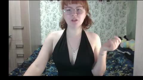 felicity_play online show from September 3, 7:55 am