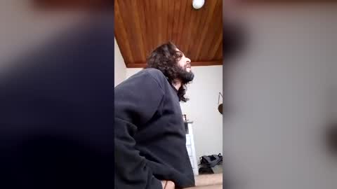 felipebh385495 online show from June 18, 12:05 pm