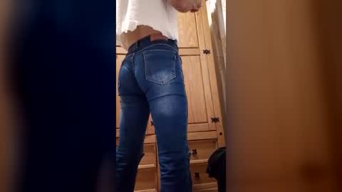 felipebh385495 online show from June 30, 3:51 am