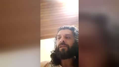felipebh385495 online show from July 2, 7:20 am