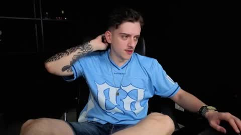 FelixStark online show from August 14, 5:44 am