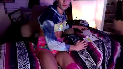 femboy_allie online show from June 16, 1:42 pm