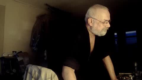 femdom_sub online show from March 12, 5:38 am
