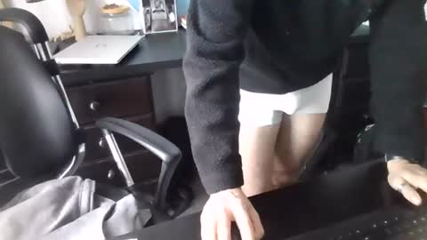 femdomsubby online show from August 1, 5:02 am