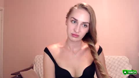 femkedejager online show from August 6, 9:47 pm