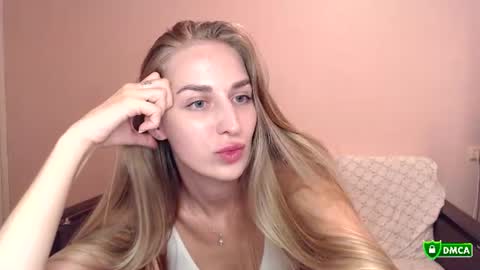 femkedejager online show from August 9, 9:27 pm