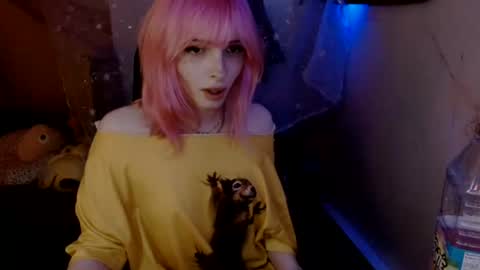 fempue online show from April 7, 7:13 am