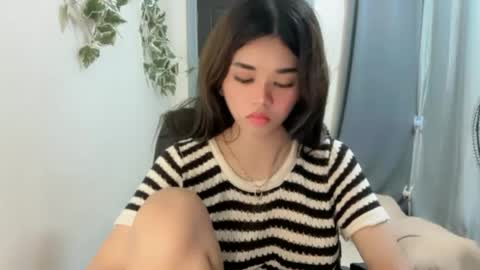 femylove online show from August 14, 3:26 pm