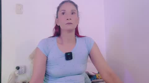 stefannia online show from August 10, 11:06 pm