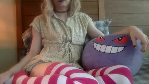 fenn88_ online show from May 18, 9:26 pm