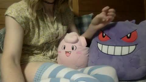 fenn88_ online show from July 14, 3:22 am