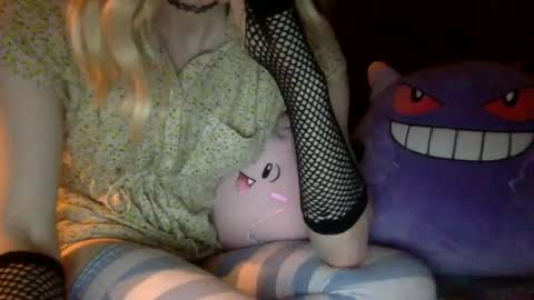 fenn88_ online show from July 19, 7:43 am