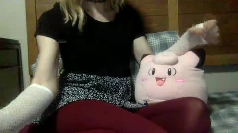 fenn88_ online show from July 27, 3:34 am