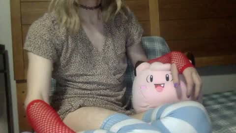 fenn88_ online show from August 5, 3:26 am