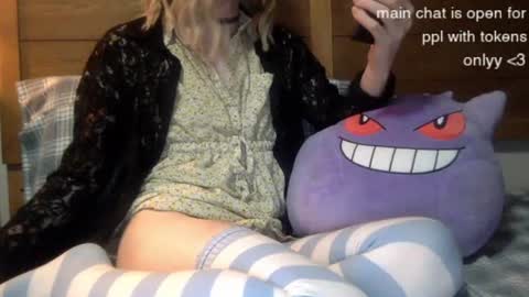 fenn88_ online show from August 13, 4:37 am