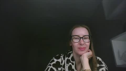 feraliss online show from May 31, 8:22 pm