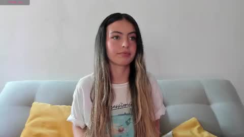 fernanda  online show from August 23, 3:52 pm