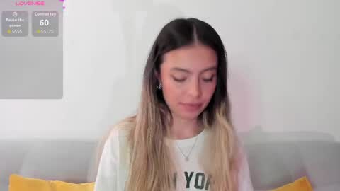fernanda  online show from August 26, 4:14 pm