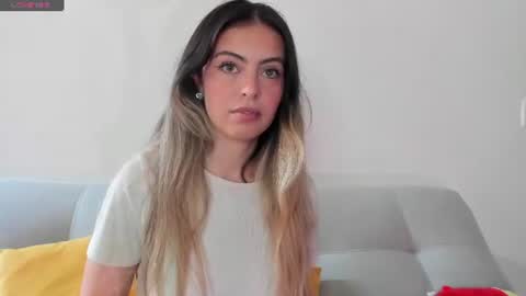 fernanda  online show from August 28, 3:54 pm
