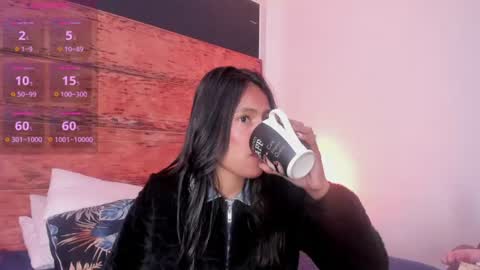 fernanda_liie_ online show from August 6, 12:48 pm