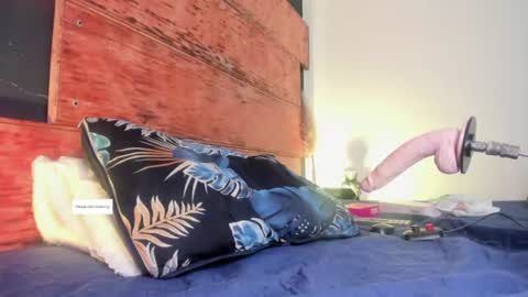 fernanda_liie_ online show from August 10, 5:25 pm