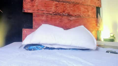 fernanda_liie_ online show from August 12, 5:37 pm
