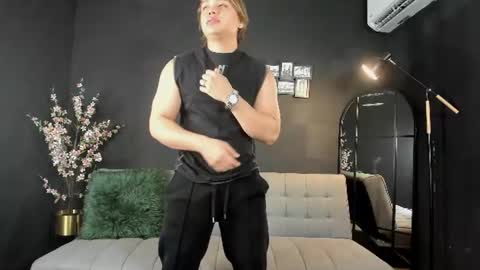 Fernando online show from August 6, 11:09 am